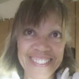 Meet your Posher, Michele